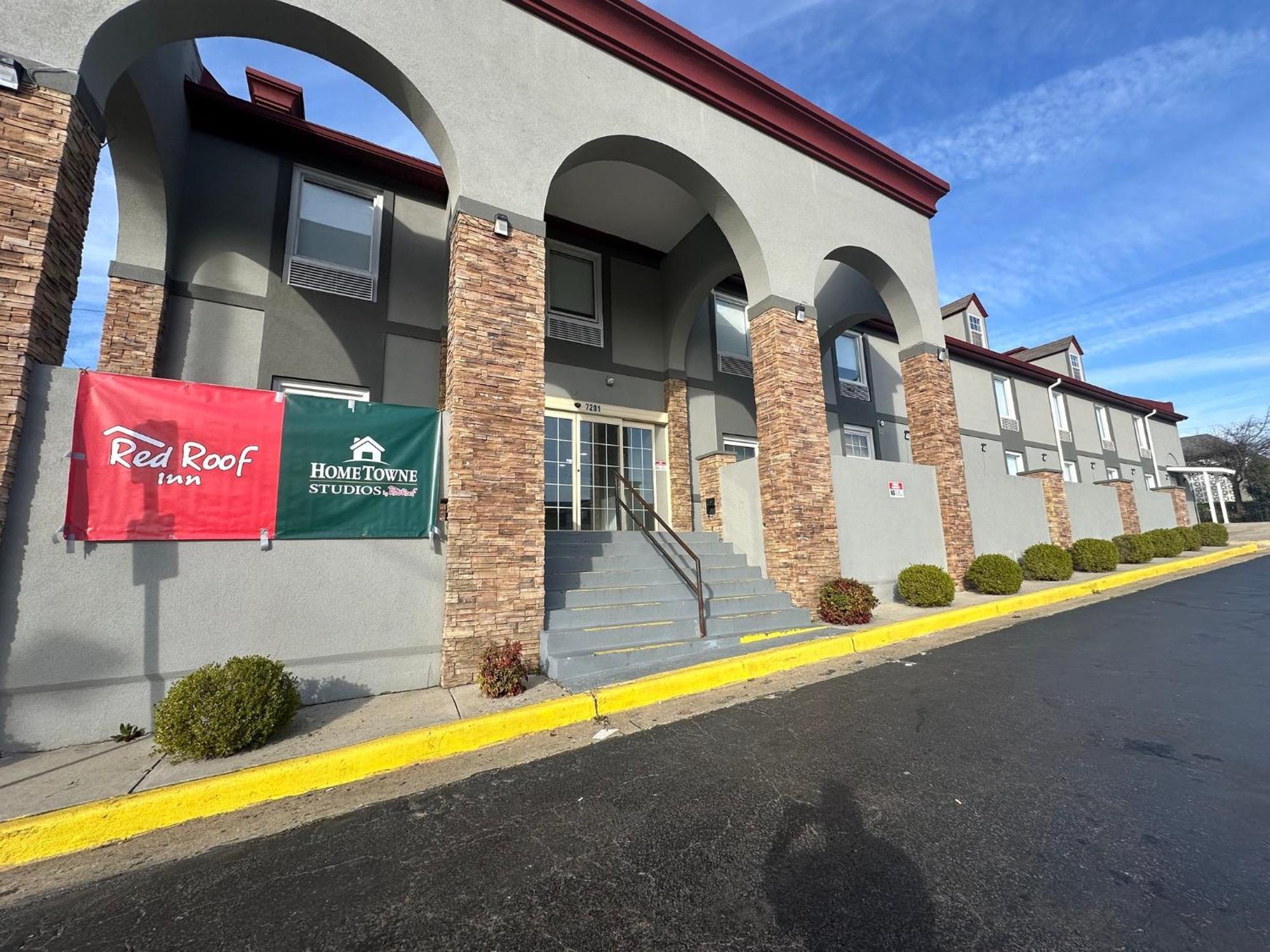 Dumbarton Hometowne Studios By Red Roof Richmond, Va - W Broad St מראה חיצוני תמונה