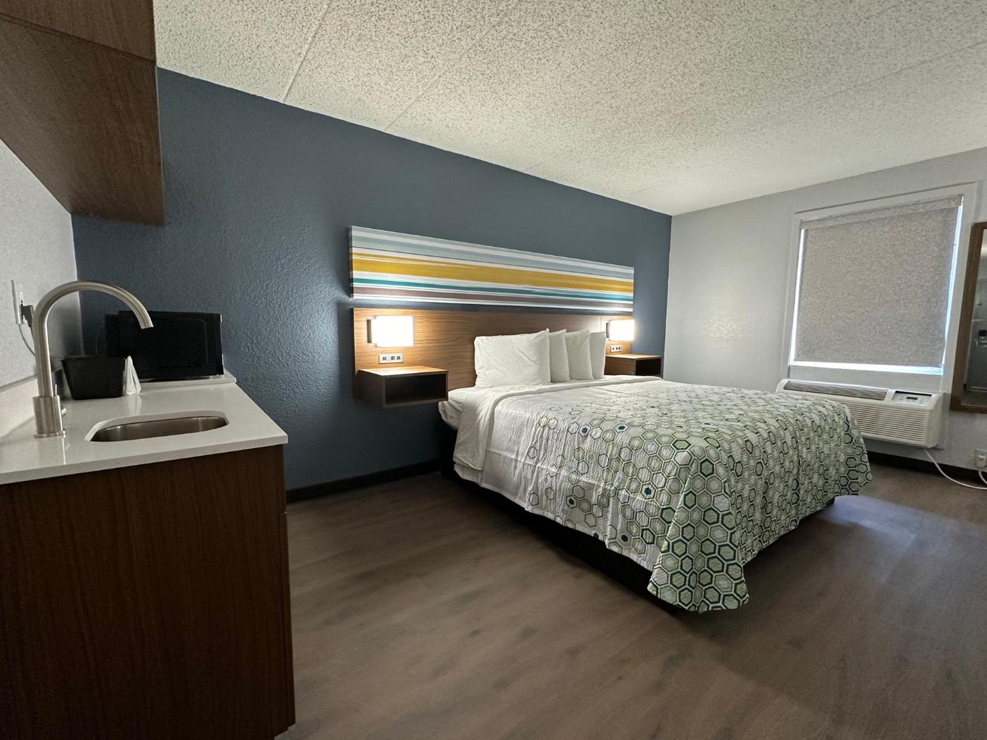 Dumbarton Hometowne Studios By Red Roof Richmond, Va - W Broad St מראה חיצוני תמונה